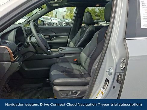 Used 2026 Toyota Grand Highlander AWD Hybrid image 2