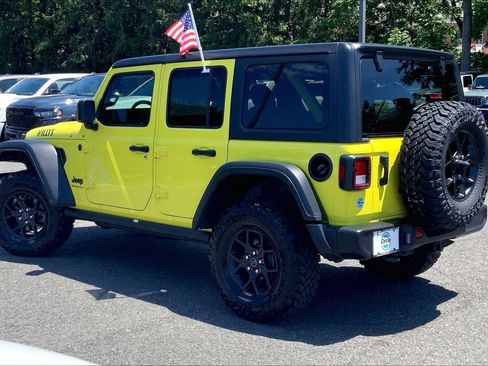 Used 2024 Jeep Wrangler Unlimited Sport AWD/4WD image 11