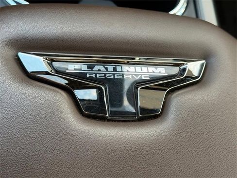 Used 2021 Nissan Titan Platinum Reserve w/ Moonroof Package image 24