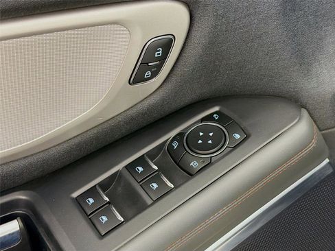 Used 2025 Ford Expedition Active AWD/4WD image 20