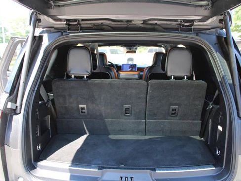 Used 2018 Lincoln Navigator Reserve w/ Technology Package AWD/4WD image 39