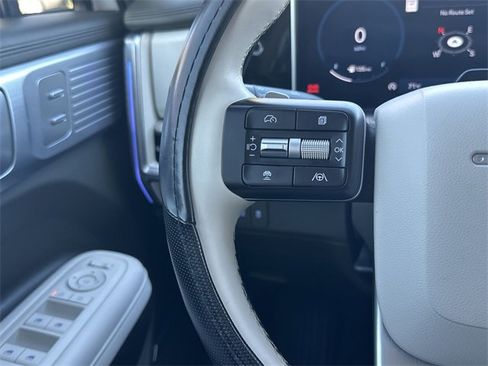 Used 2024 Hyundai Santa Fe Calligraphy image 20