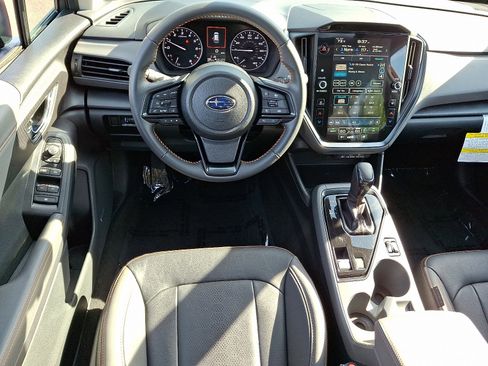 Certified 2024 Subaru Crosstrek 2.5i Limited w/ Crosstrek Mirror Package AWD/4WD image 11