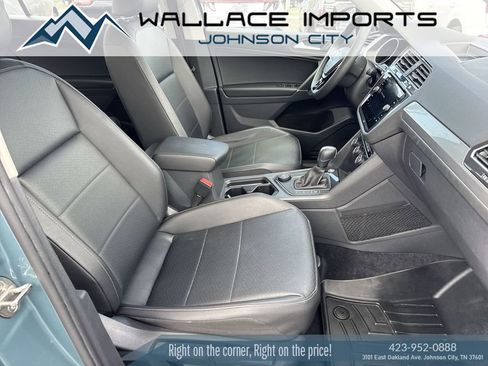 Used 2020 Volkswagen Tiguan SE w/ Panoramic Sunroof Package AWD/4WD image 39