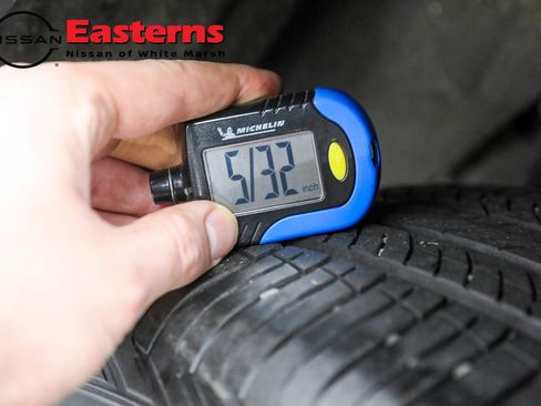 Used 2023 Nissan Rogue SV image 53