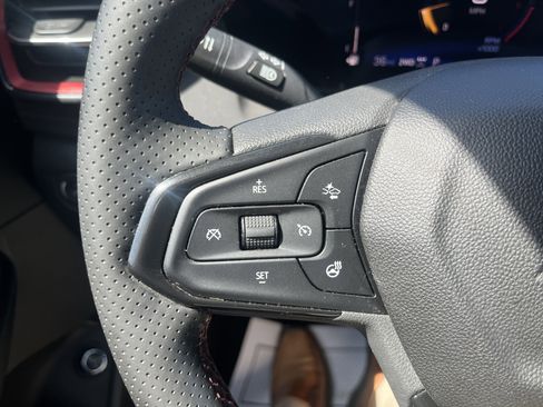 Used 2024 Chevrolet TrailBlazer RS w/ Convenience Package image 19