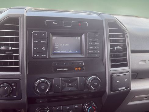 Used 2018 Ford F250 XL w/ Power Equipment Group RWD image 12