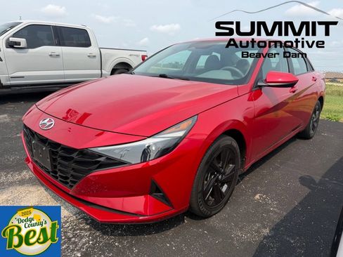 Used 2023 Hyundai Elantra SEL FWD image 1