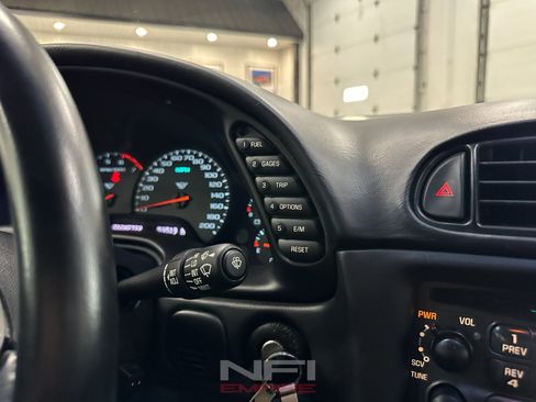 Used 2002 Chevrolet Corvette Convertible w/ Preferred Equipment Group2 RWD image 29