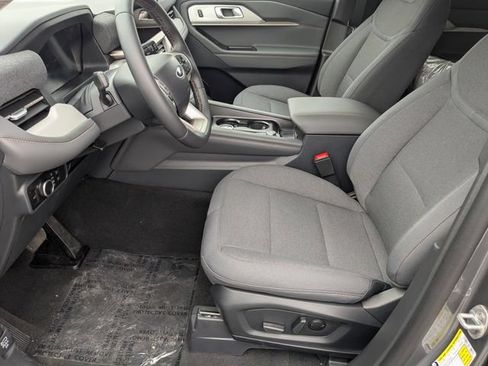 New 2026 Ford Explorer Active AWD/4WD image 16