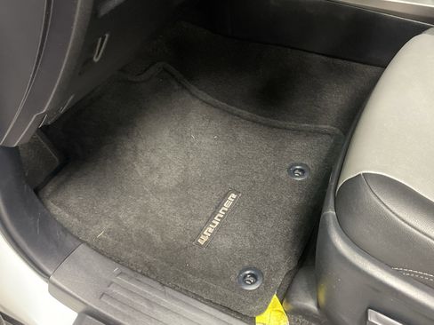 Used 2019 Toyota 4Runner SR5 Premium image 17