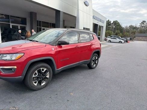 Used 2018 Jeep Compass Trailhawk w/ Popular Equipment Group image 16