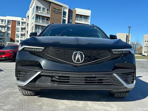 Used 2024 Acura ZDX A-Spec image 2