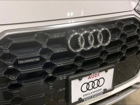 Used 2023 Audi Q5 2.0T Premium w/ Convenience Package AWD/4WD image 30
