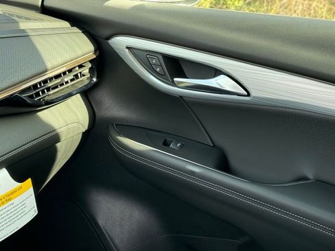 New 2026 Buick Envision Avenir image 33