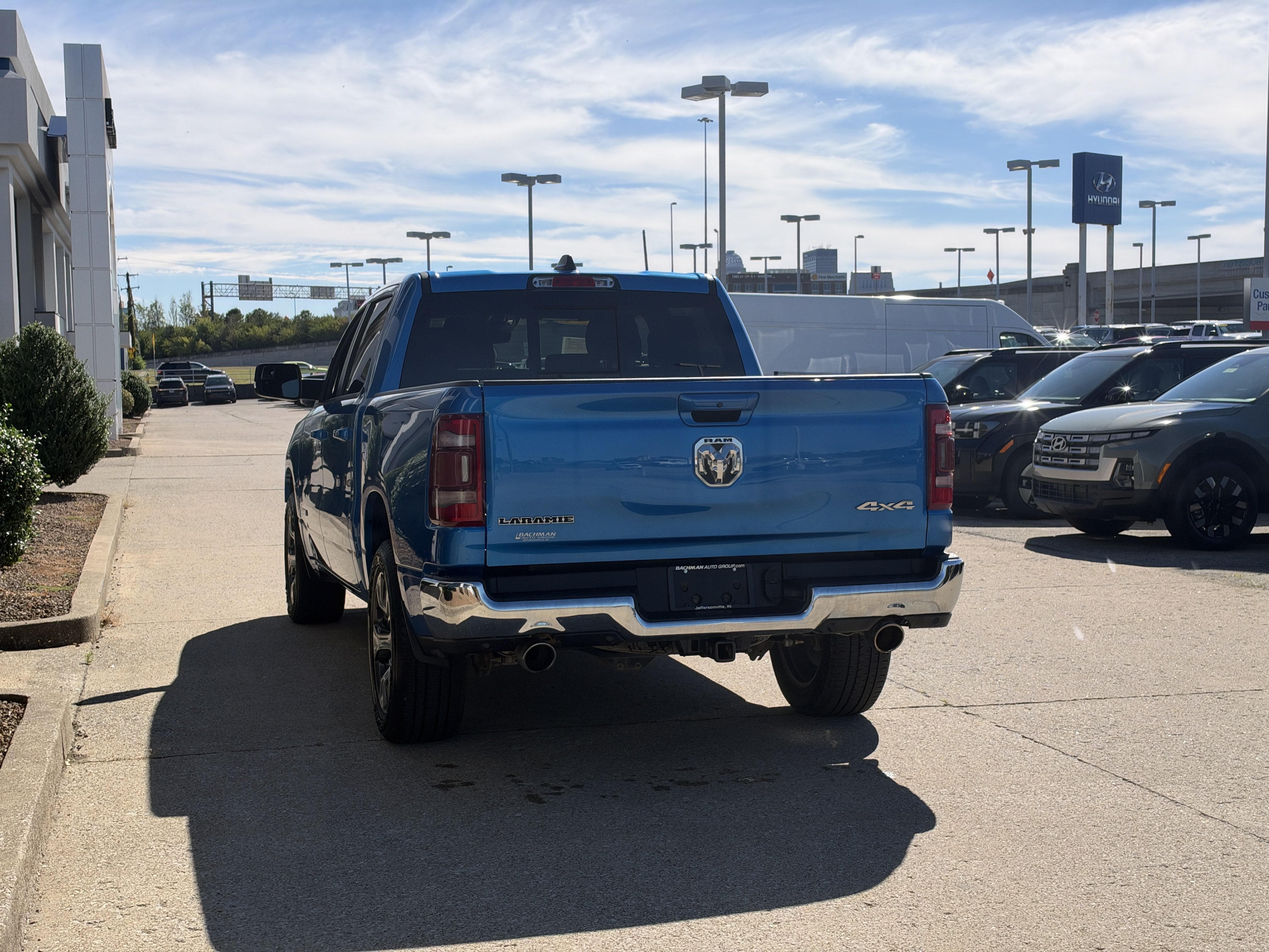 Used 2024 RAM 1500 Laramie AWD/4WD image 7