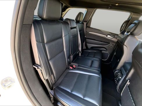 Used 2020 Jeep Grand Cherokee High Altitude AWD/4WD image 16