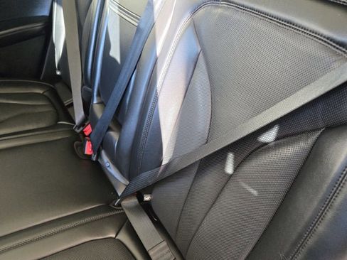 Used 2023 Lincoln Nautilus Reserve w/ Equipment Group 201A image 20