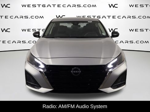 Used 2024 Nissan Altima 2.5 S FWD image 2