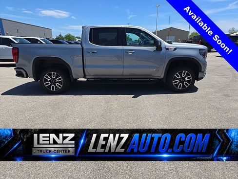 Used 2024 GMC Sierra 1500 AT4 w/ Technology Package AWD/4WD image 1
