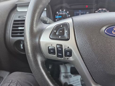 Used 2018 Ford Flex SE FWD image 20