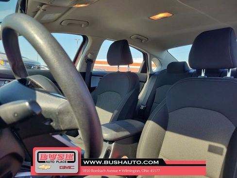 Used 2024 Kia Forte LXS FWD image 17
