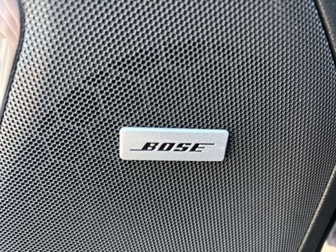 Used 2025 Chevrolet Tahoe Premier image 9