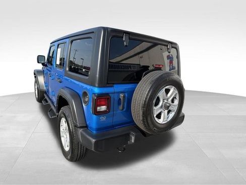 Used 2022 Jeep Wrangler Unlimited Sport AWD/4WD image 6