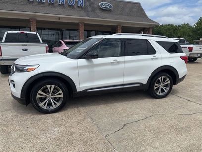 Certified 2020 Ford Explorer Platinum w/ Premium Technology Package