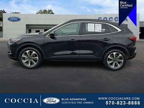 Certified 2023 Ford Escape Platinum w/ Class II Trailer Tow Package image 7