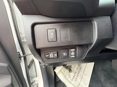 Used 2023 Toyota Tacoma TRD Sport AWD/4WD image 34