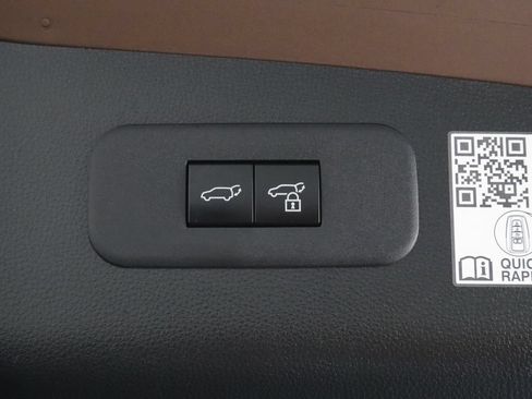 Used 2025 Toyota Crown Signia w/ Advanced Technology Package AWD/4WD image 39