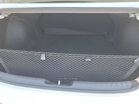 New 2026 Hyundai Elantra Hybrid FWD image 27
