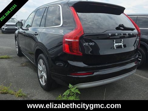 Used 2022 Volvo XC90 T5 Momentum AWD/4WD image 5