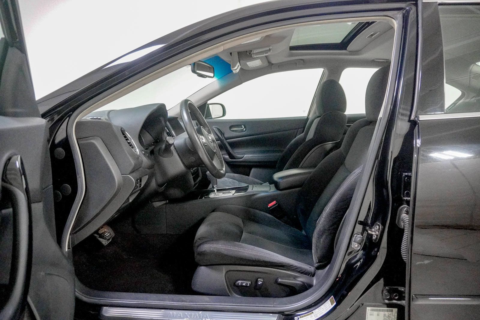 Used 2009 Nissan Maxima 3.5 S FWD image 18