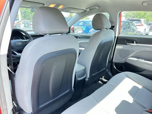 Used 2019 Hyundai Elantra SEL FWD image 13