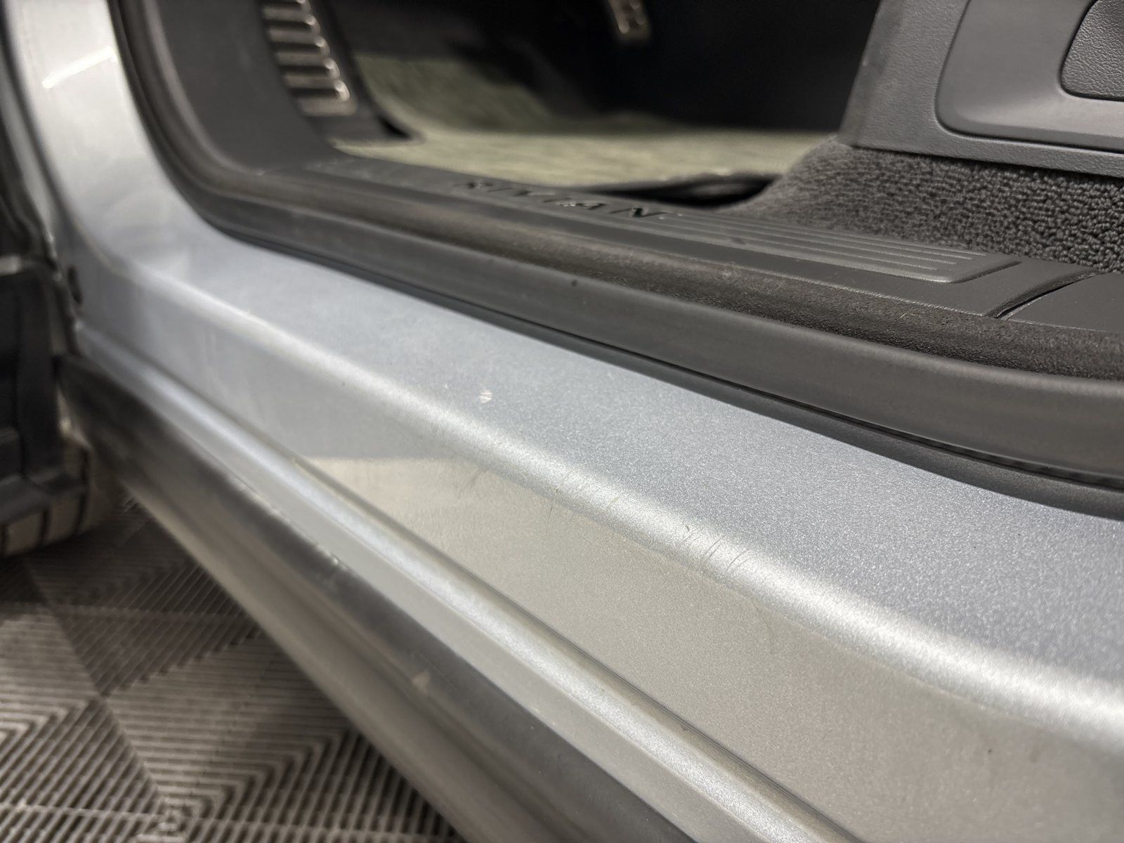 Used 2022 Rivian R1T Launch Edition AWD/4WD image 33
