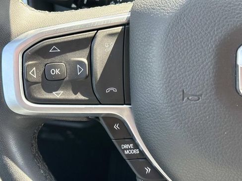 Used 2025 RAM 1500 Big Horn AWD/4WD image 16