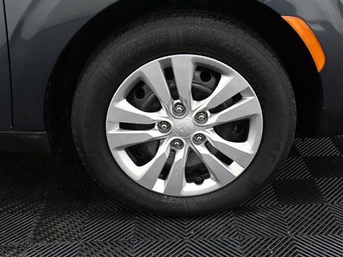 Used 2021 Kia Soul LX image 36