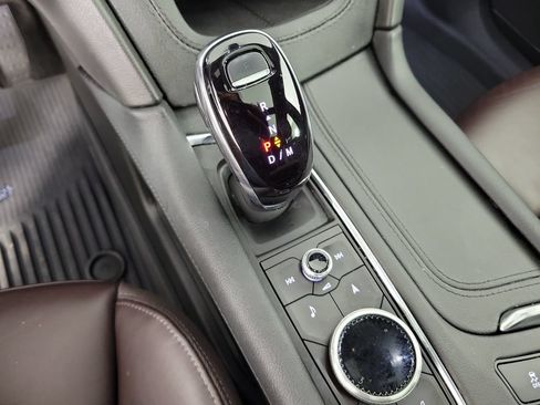 Certified 2024 Cadillac XT6 Premium Luxury w/ LPO, Floor Liner Package AWD/4WD image 31