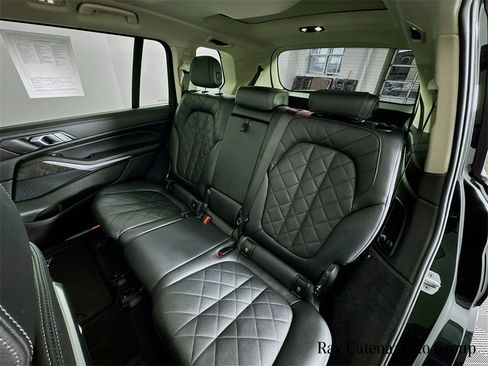 Certified 2023 BMW X7 xDrive40i w/ Climate Comfort Package image 25
