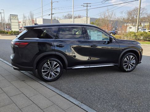 New 2026 INFINITI QX60 Luxe w/ Cargo Package AWD/4WD image 14