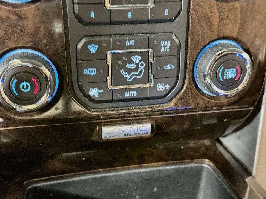 Used 2014 Ford F150 Platinum AWD/4WD image 16