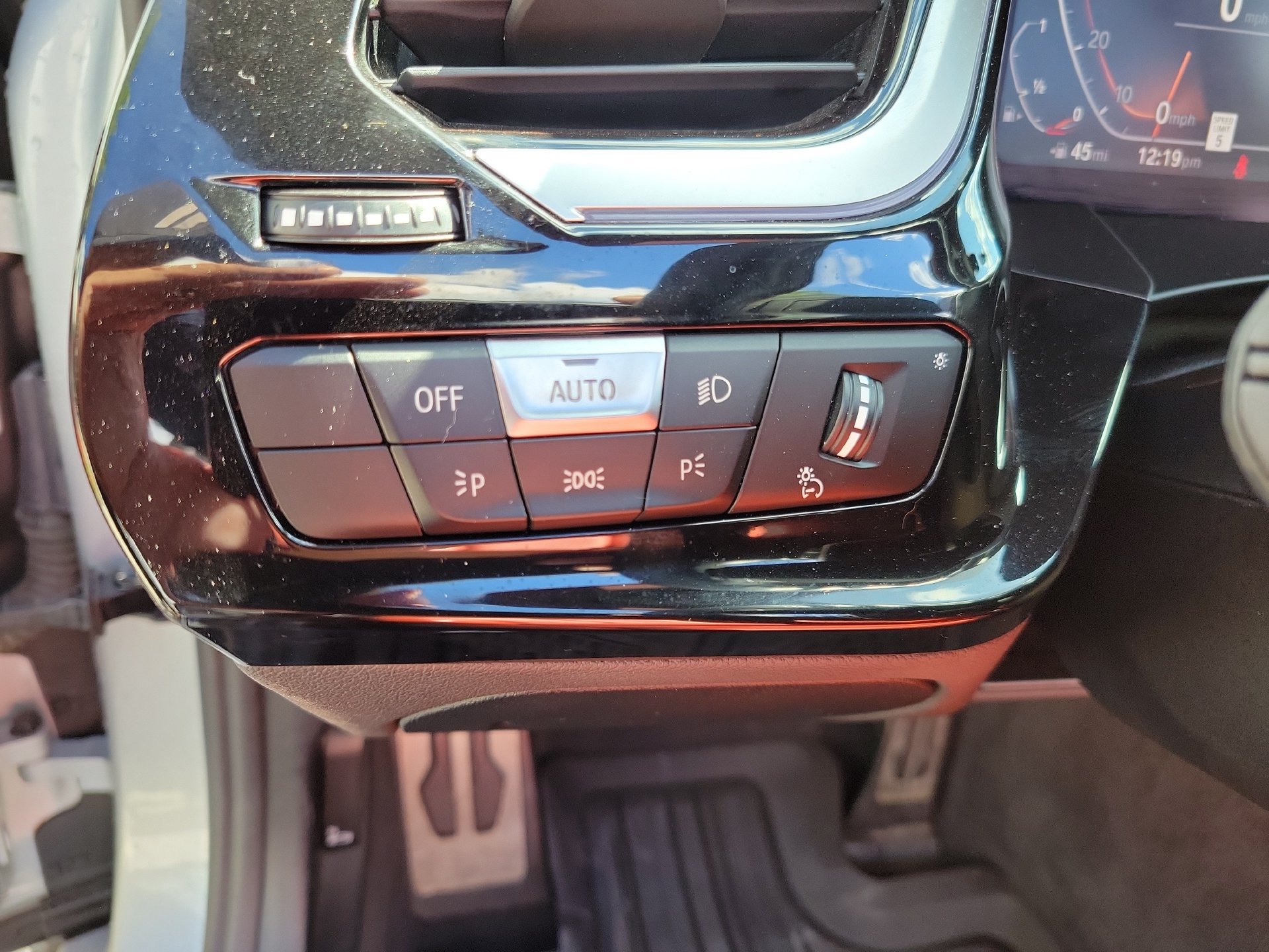 Used 2022 BMW Z4 sDrive30i w/ M Sport Package RWD image 24