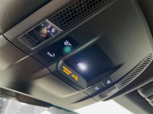 New 2025 Porsche Taycan image 14