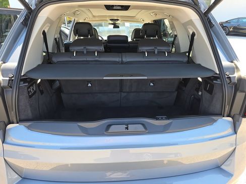 Used 2025 BMW X7 xDrive40i w/ Premium Package AWD/4WD image 15
