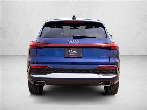 Certified 2025 Audi Q5 Premium w/ Convenience Package AWD/4WD image 6