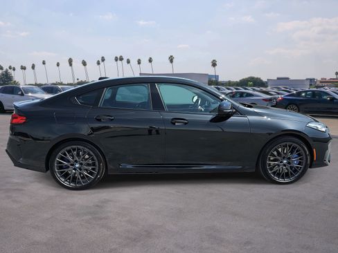 Used 2025 BMW M235i xDrive w/ Premium Package image 4