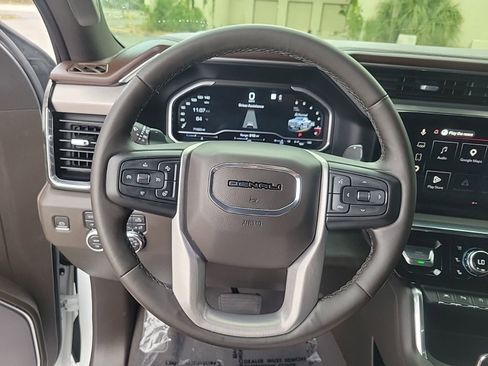 Certified 2023 GMC Sierra 1500 Denali w/ Denali Reserve Package AWD/4WD image 26