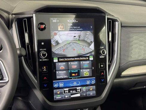 Used 2025 Subaru Forester Limited image 24